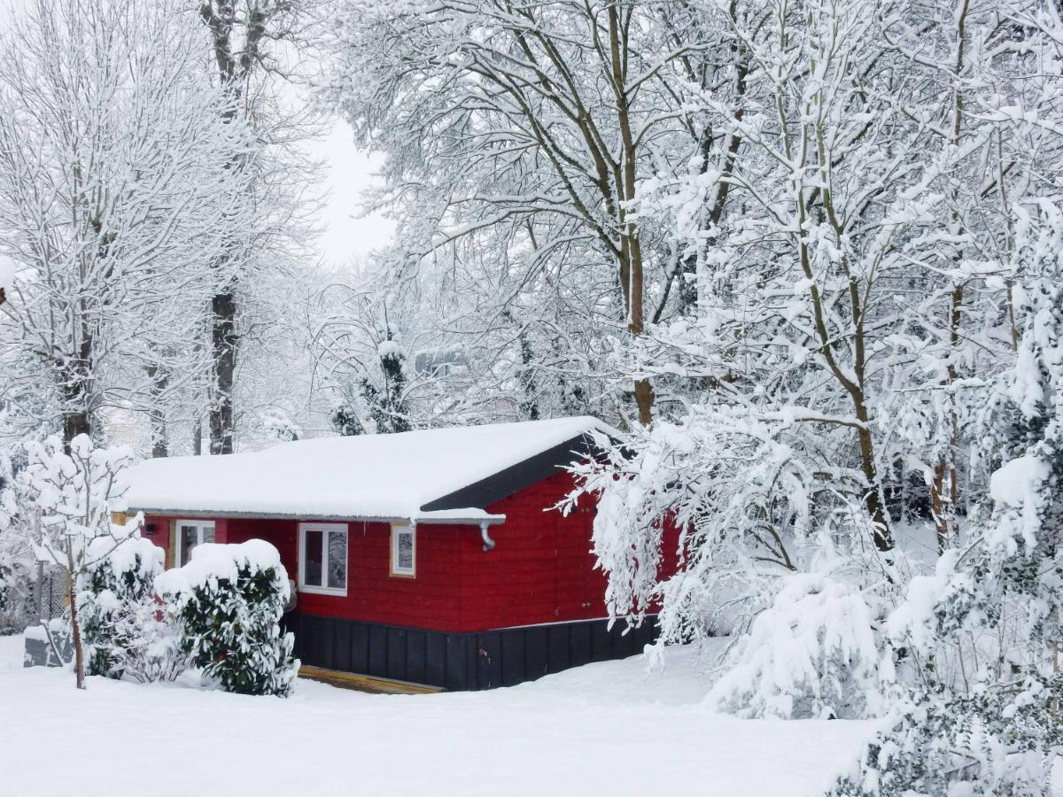 Le Cabanon De Chessy Bed and Breakfast Eksteriør billede