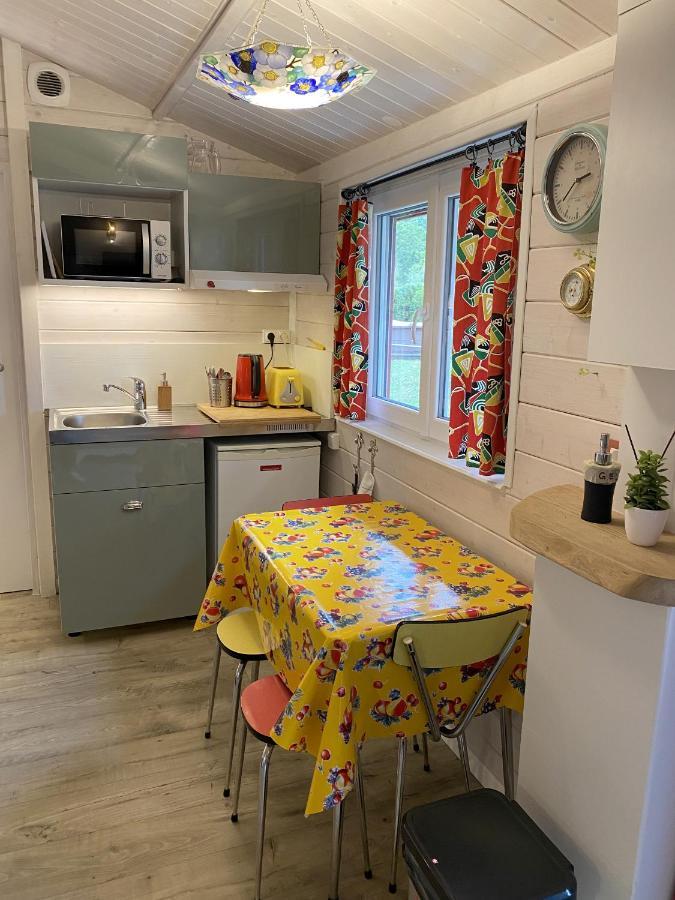 Le Cabanon De Chessy Bed and Breakfast Eksteriør billede